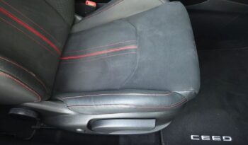 Kia Ceed | FWD (przód) | Manualna | 204 KM | Czarny full
