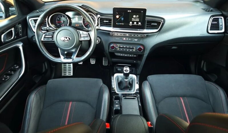 Kia Ceed | FWD (przód) | Manualna | 204 KM | Czarny full