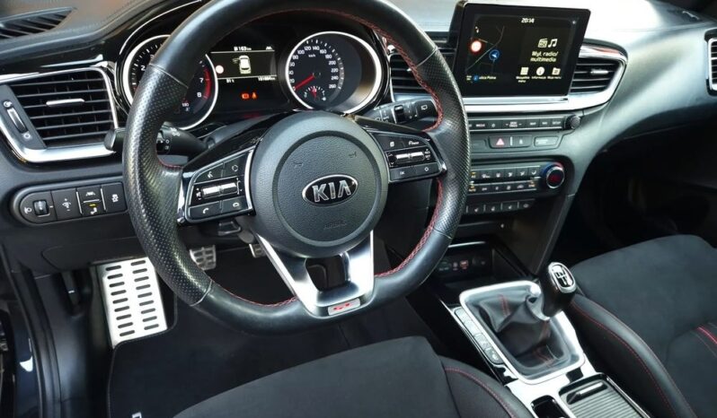 Kia Ceed | FWD (przód) | Manualna | 204 KM | Czarny full