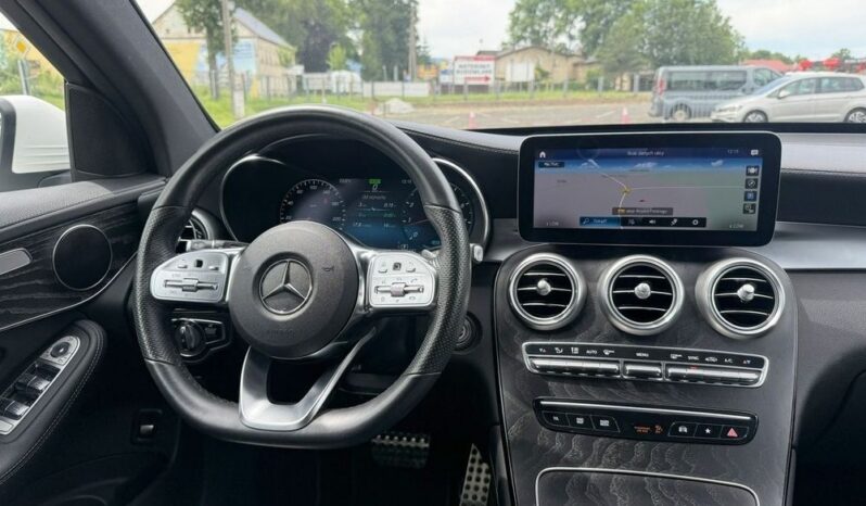 Mercedes-Benz GLC | 4×4 (doł. automatycznie) | Automatyczna | 197 KM | Biały full