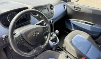 Hyundai i10 | FWD (przód) | Manualna | 82 KM | Niebieski full