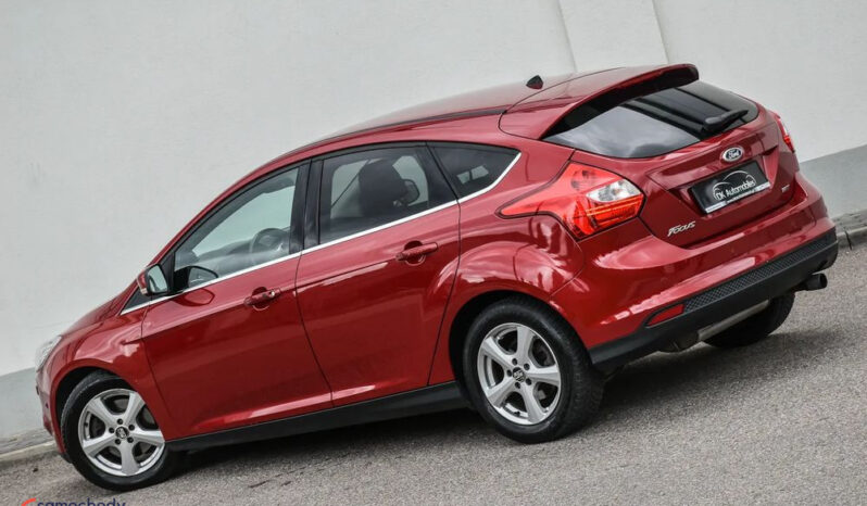 Ford Focus | FWD (przód) | Manualna | 182 KM | Bordowy full