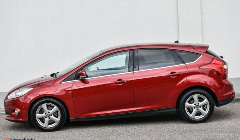 Ford Focus | FWD (przód) | Manualna | 182 KM | Bordowy full