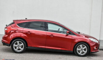 Ford Focus | FWD (przód) | Manualna | 182 KM | Bordowy full