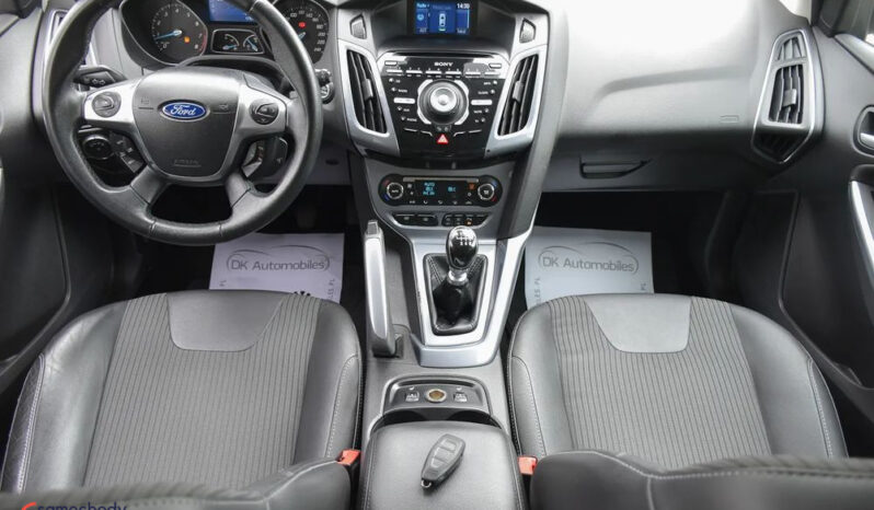 Ford Focus | FWD (przód) | Manualna | 182 KM | Bordowy full