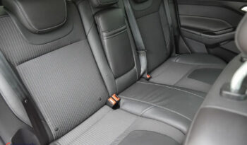 Ford Focus | FWD (przód) | Manualna | 182 KM | Bordowy full
