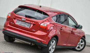 Ford Focus | FWD (przód) | Manualna | 182 KM | Bordowy full