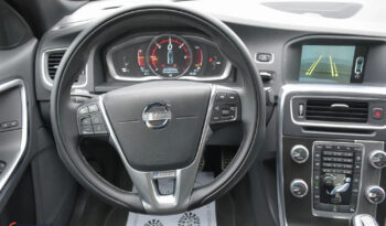Volvo S60 | FWD (przód) | Manualna | 181 KM | Biały full