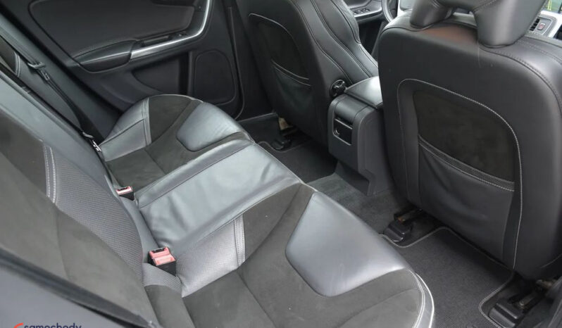 Volvo S60 | FWD (przód) | Manualna | 181 KM | Biały full