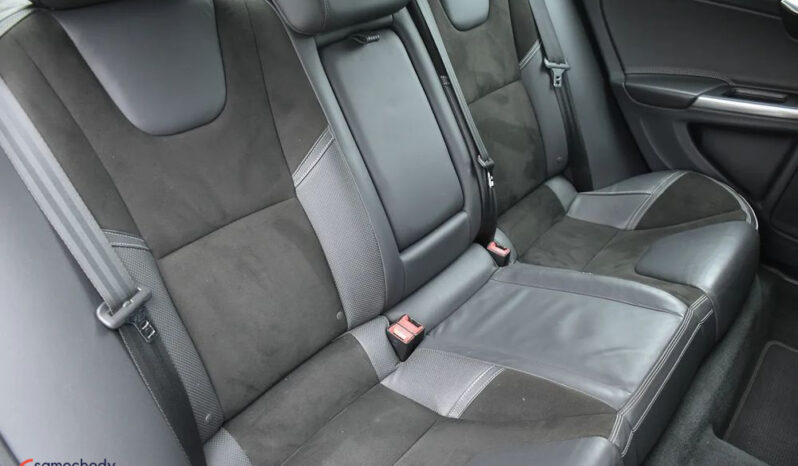 Volvo S60 | FWD (przód) | Manualna | 181 KM | Biały full