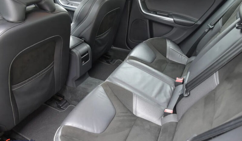 Volvo S60 | FWD (przód) | Manualna | 181 KM | Biały full