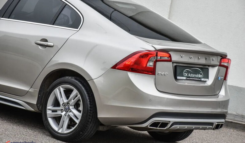Volvo S60 | FWD (przód) | Automatyczna | 254 KM | Złoty full