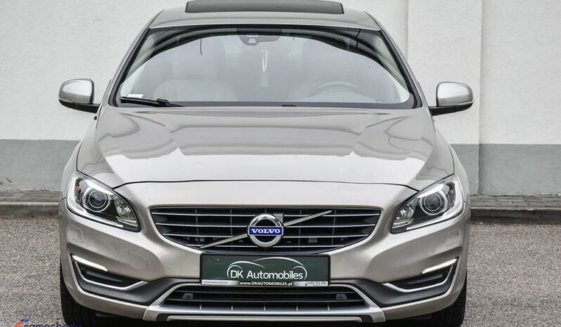 Volvo S60 | FWD (przód) | Automatyczna | 254 KM | Złoty full