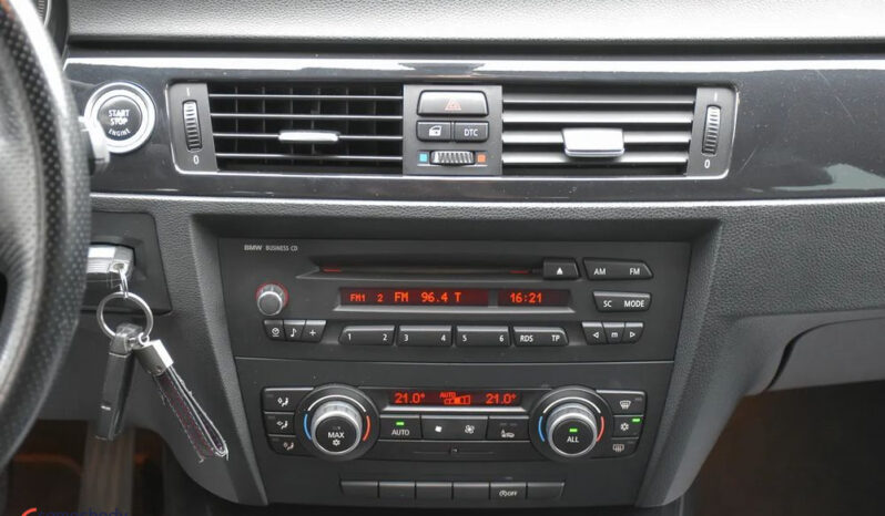 BMW Seria 3 | RWD (tył) | Manualna | 143 KM | Czarny full