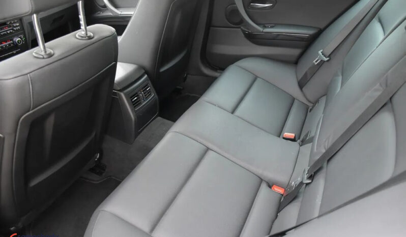 BMW Seria 3 | RWD (tył) | Manualna | 143 KM | Czarny full