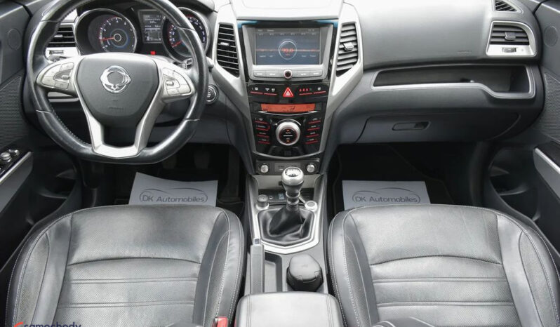 SsangYong/KGM Tivoli | FWD (przód) | Manualna | 128 KM | Niebieski full