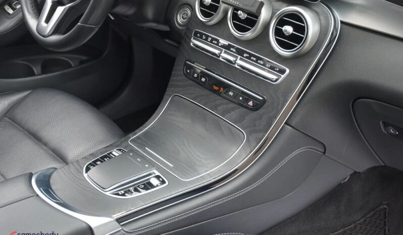 Mercedes-Benz GLC | 4×4 (stały) | Automatyczna | 194 KM | Czarny full