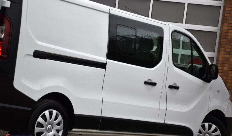 Renault Trafic | FWD (przód) | Manualna | 95 KM | Biały full