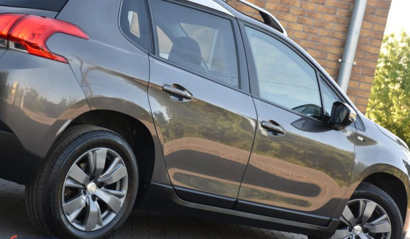 Peugeot 2008 | FWD (przód) | Manualna | 99 KM | Szary full