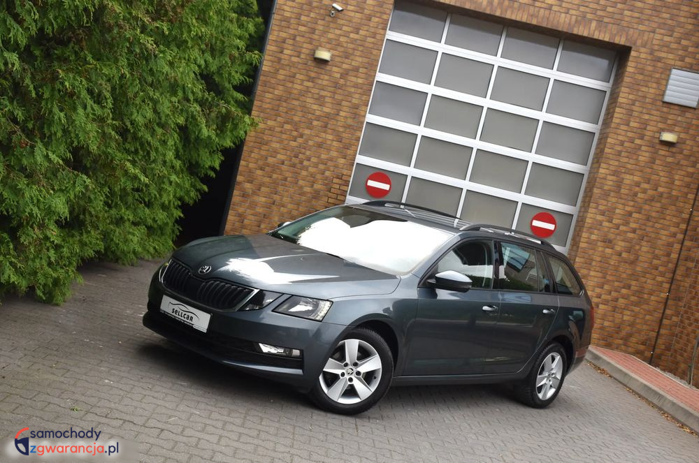 Skoda Octavia | Fwd (Przód) | Automatyczna | 115 Km | Szary