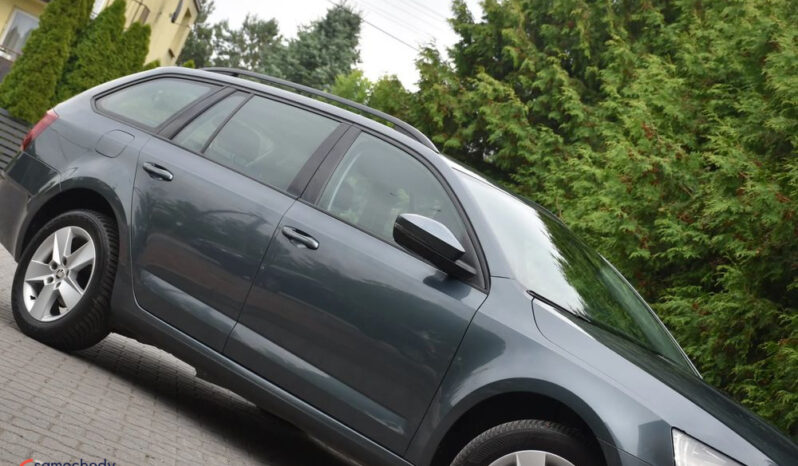 Skoda Octavia | FWD (przód) | Automatyczna | 115 KM | Szary full