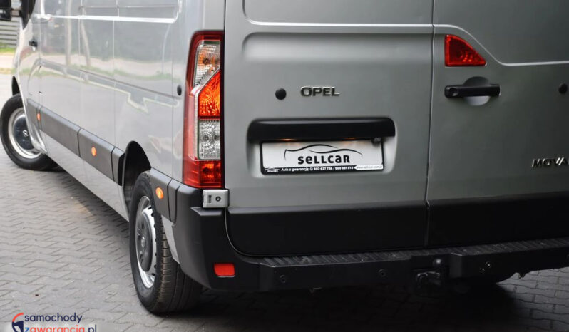 Opel Movano | FWD (przód) | Manualna | 125 KM | Srebrny full