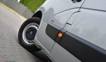 Opel Movano | FWD (przód) | Manualna | 125 KM | Srebrny full