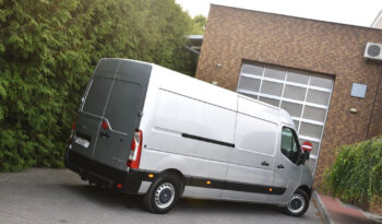Opel Movano | FWD (przód) | Manualna | 125 KM | Srebrny full