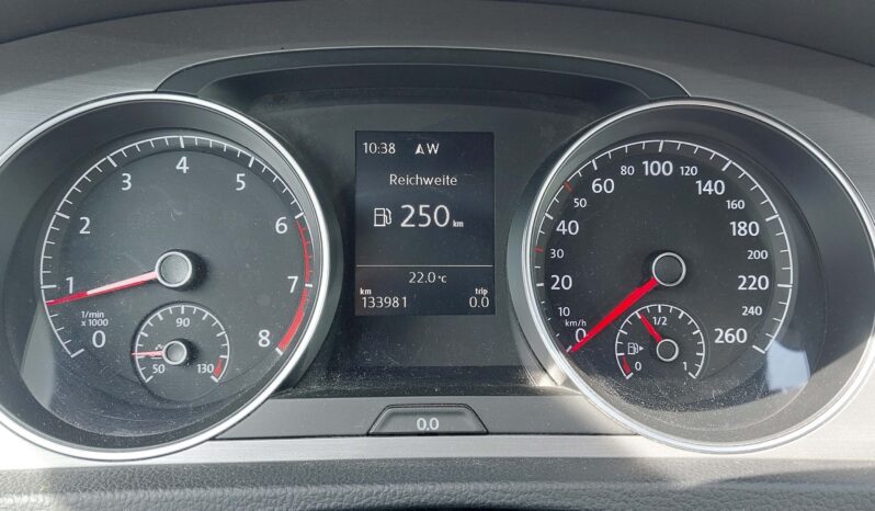 VOLKSWAGEN Golf  | 2016 | 150 KM | 1400cm3 | Srebrny full
