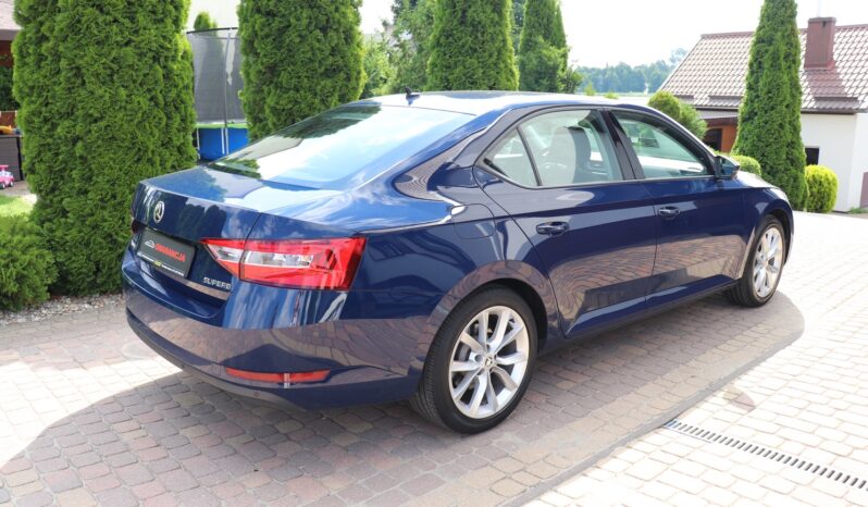 Skoda Superb | 2017 | 125 KM | 1395cm3 | Niebieski full