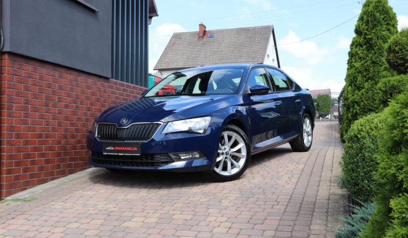 Skoda Superb | 2017 | 125 Km | 1395Cm3 | Niebieski