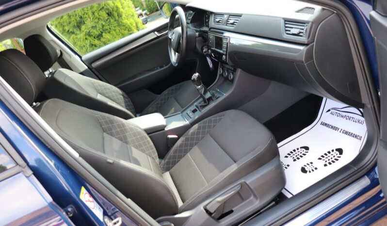 Skoda Superb | 2017 | 125 KM | 1395cm3 | Niebieski full