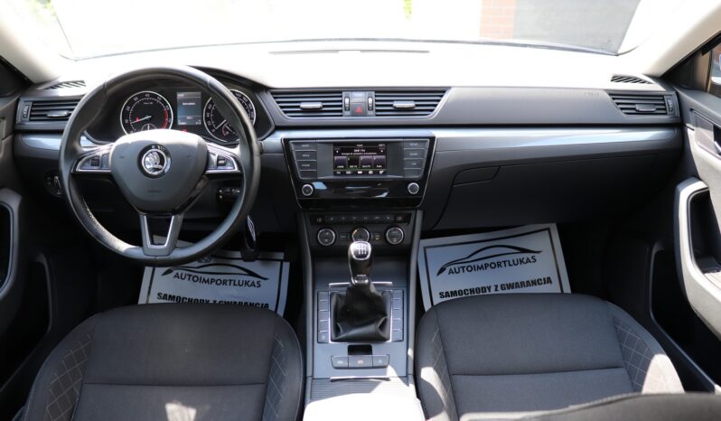 Skoda Superb | 2017 | 125 KM | 1395cm3 | Niebieski full