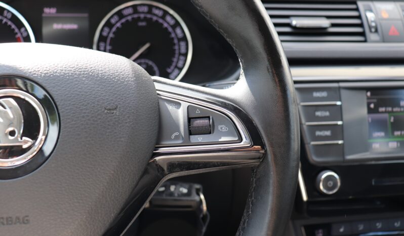Skoda Superb | 2017 | 125 KM | 1395cm3 | Niebieski full