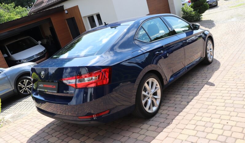 Skoda Superb | 2017 | 125 KM | 1395cm3 | Niebieski full