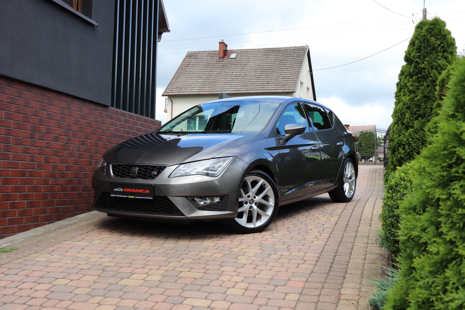 Seat Leon | 2015 | 150 Km | 1395Cm3 | Szary