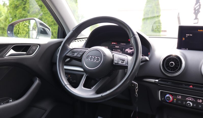 Audi A3 Limousine | 2017 | 150 KM | 1395cm3 | Czarny full
