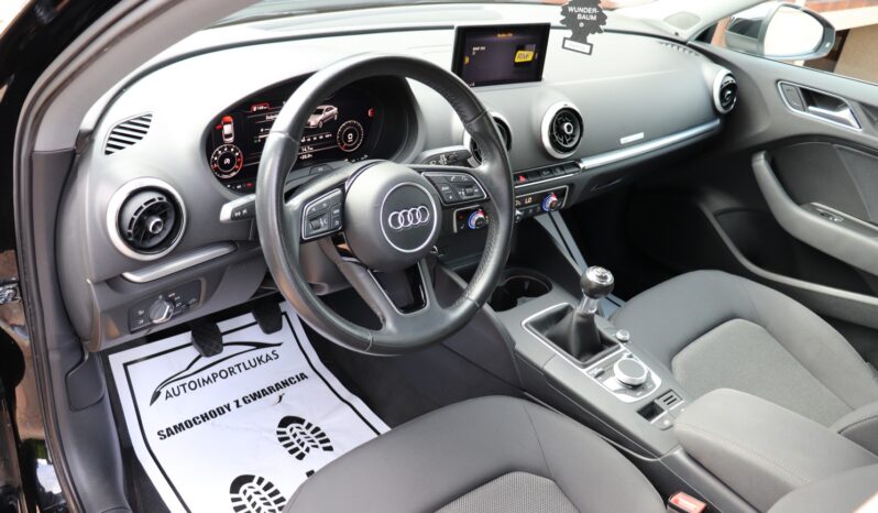 Audi A3 Limousine | 2017 | 150 KM | 1395cm3 | Czarny full