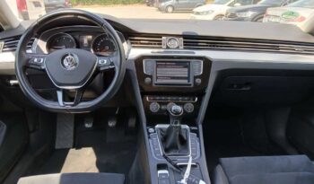 Volkswagen Passat | 2016 | 150 KM | 1968cm3 | Czarny full