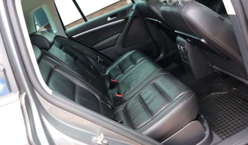 Volkswagen Tiguan | 2012 | 140 KM | 1968cm3 | Szary full