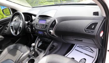 Hyundai ix35 | 2015 | 116 KM | 1685cm3 | Biały full