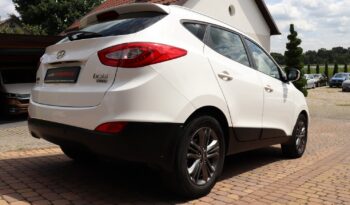 Hyundai ix35 | 2015 | 116 KM | 1685cm3 | Biały full