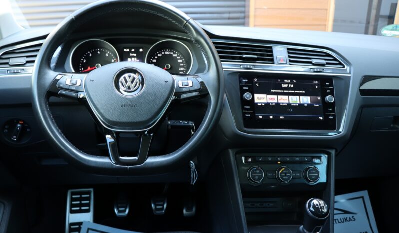 Volkswagen Tiguan | 2018 | 150 KM | 1395cm3 | Biały full
