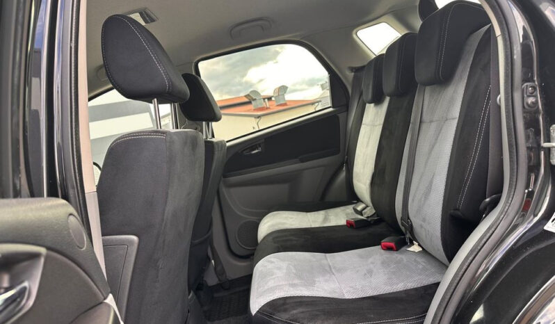Suzuki SX4 | 4×4 (doł. automatycznie) | Manualna | 120 KM | Czarny full