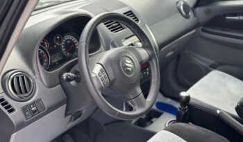 Suzuki SX4 | 4×4 (doł. automatycznie) | Manualna | 120 KM | Czarny full