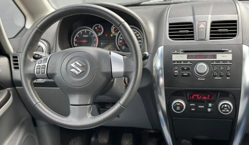 Suzuki SX4 | 4×4 (doł. automatycznie) | Manualna | 120 KM | Czarny full