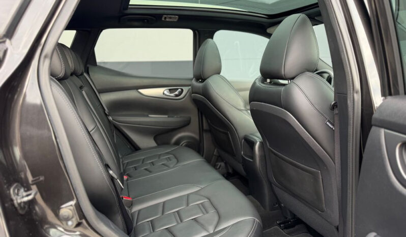 Nissan Qashqai | FWD (przód) | Manualna | 163 KM | Czarny full