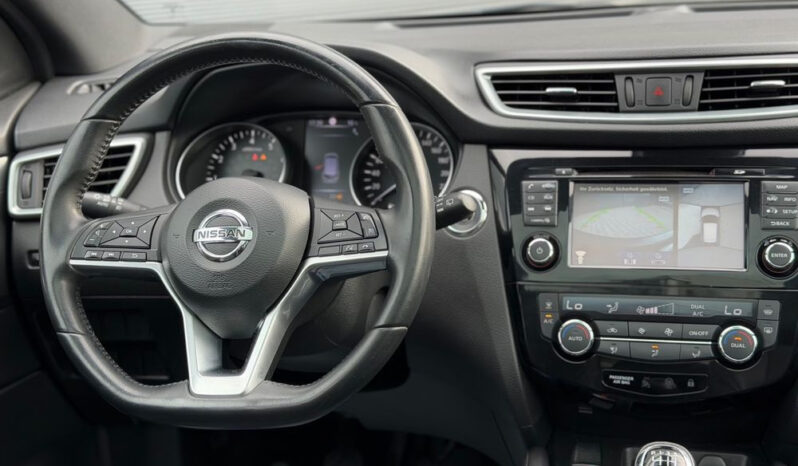 Nissan Qashqai | FWD (przód) | Manualna | 163 KM | Czarny full