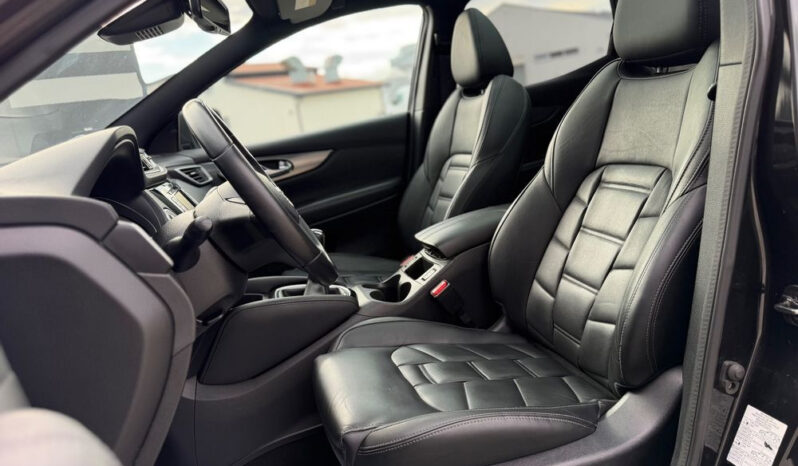 Nissan Qashqai | FWD (przód) | Manualna | 163 KM | Czarny full