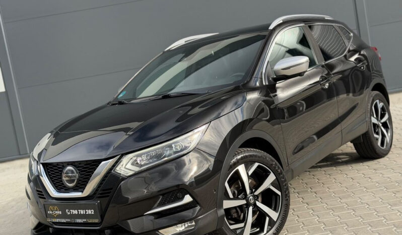 Nissan Qashqai | FWD (przód) | Manualna | 163 KM | Czarny full